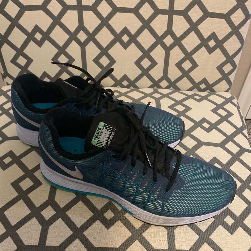 Men’s Nike Zoom Pegasus 32 H2O Repel Blue Size 11